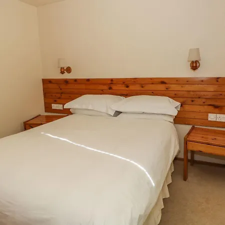 Yew Lodge, Grange-over-sands Grange-over-Sands